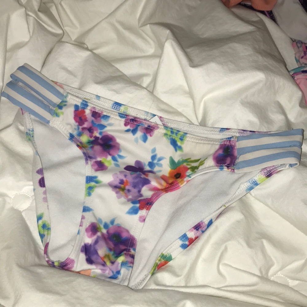 Floral bikini bottoms